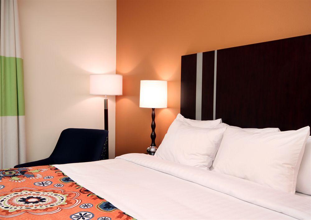 Fairfield Inn & Suites San Diego Old Town Eksteriør bilde